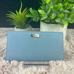 Kate Spade New York Laurel Way Stacy Bifold Wallet – Light Blue Saffiano Leather